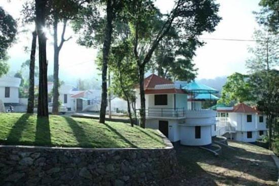 Spice Villas Holiday Udumbanshola Экстерьер фото